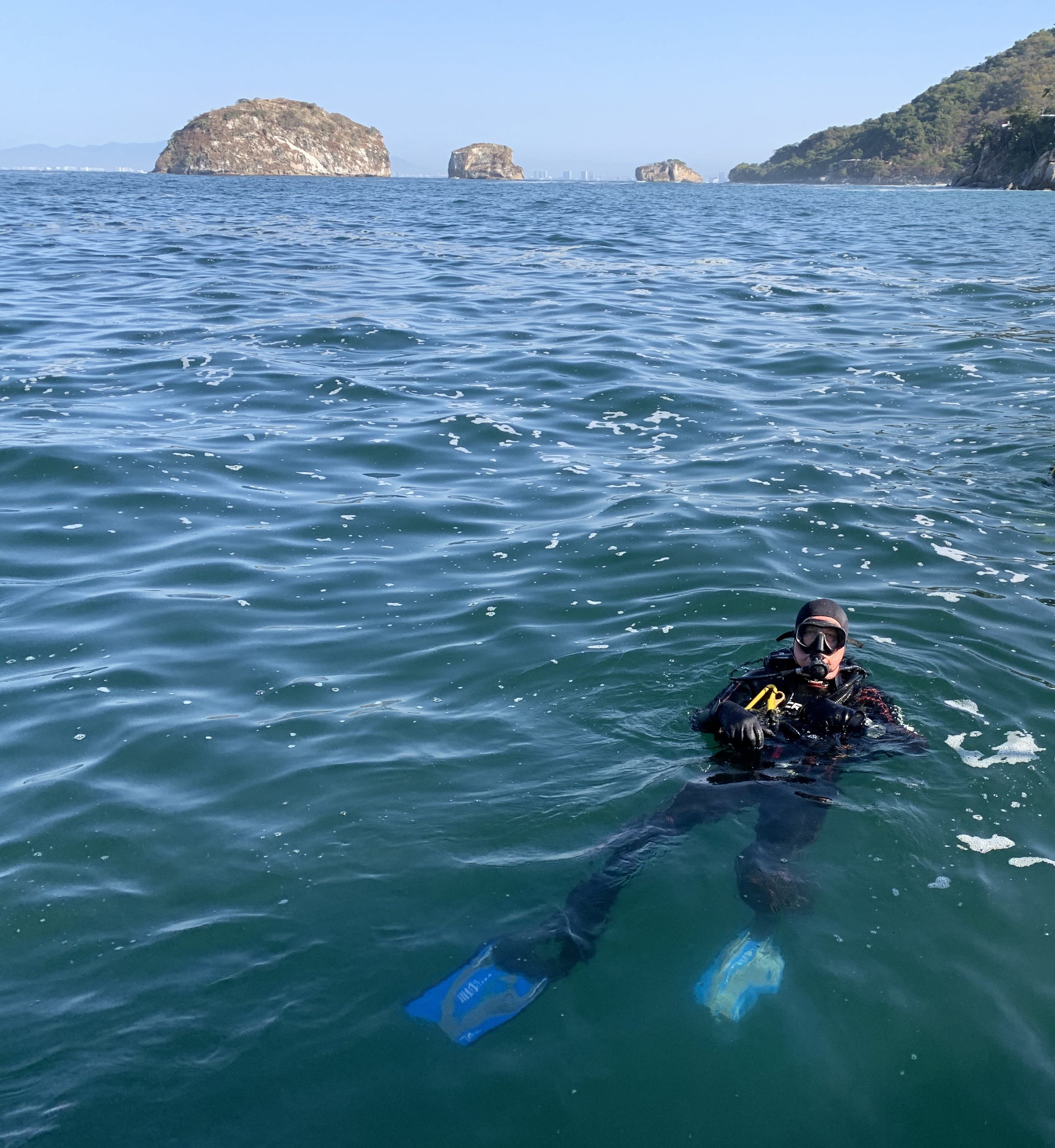 OHI patient diving Banderas Bay.