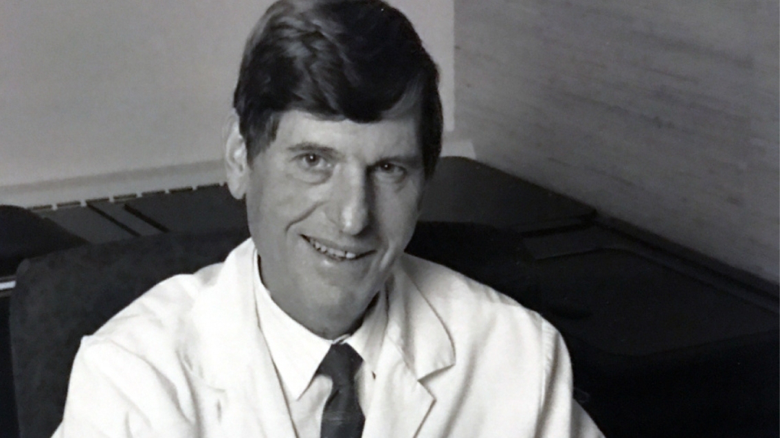 Dr. Earl Wynands