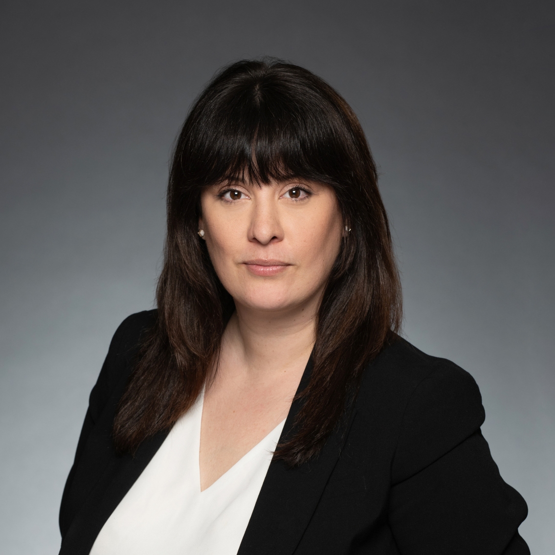 Jennifer Kuss, Vice-présidente, Affaires publiques et stratégie Chef des communications